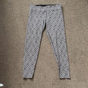 Victoria's Secret Black and White Geometric Leggings